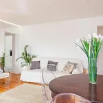 Alfama Delight Panoramic River And Historic City Views 3 Bedrooms And 2 Bathrooms Ac 18Th Century Building