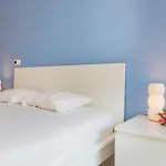 2 Bedroom With Garage Family Wonder