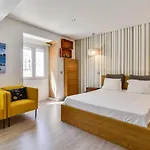 Charming 2 Bedroom Apartment At Restelo