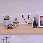 Two Bedroom Cozy Flat By River In Quiet Art Zone