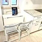House Of Comfort Studio Apartment B Central Lisbon