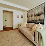 Praca Do Chile Deluxe By Lisbon Village Apartments