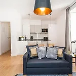 Apartment Yellow Bica