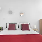 ALTIDO Stylish Arroios apartments, 20 Min to Centre