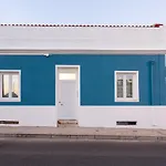 Altido Modern 2-Level Flats Near Ajuda Palace