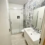 House Of Comfort 3 Apartment In Central Lisbon