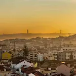 Olá Lisbon - Panoramic luxury Graça III