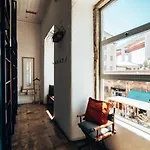 Lx Hostel