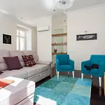 Flh Downtown Cosmopolitan Apartment