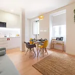 Monsanto Hill House - No. 567
