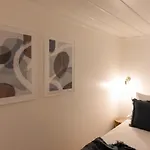Beautiful 1 Bedroom Apartment In Lisbon