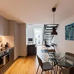 Flh Intendente Industrial Mezzanine With Balcony