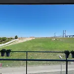 Bridge River Apartment @ Parque Das Nacoes