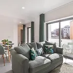 Succeed Campo Pequeno Apartments
