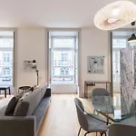 Flh Downtown Marble Apartment