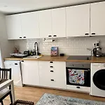 Luxury Artistic Digital Nomad Getaway W/ Terrace