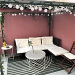 Luxury Artistic Digital Nomad Getaway W/ Terrace
