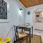Alfama Rose Apartment