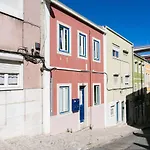 Charming Lisbon Home With Terrace St Amaro