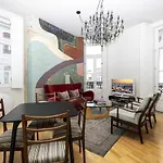 Italian Design Apartment In Principe Real
