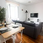 Ola Lisbon - Bairro Alto I