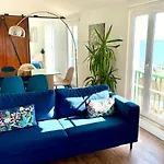 Chiado River View Deluxe Apartment