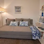 Charming Studio In Adamastor Lisbon! Perfect Location - Super Central But Calm!
