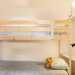Relax In Lisbon For 4 People With Terrace And Parking