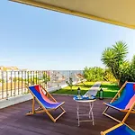 110M2 Flat, Large Terrace With A View And A Garden