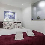 Panteao House In Alfama - With A/C
