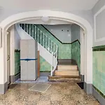 Avenida Da Liberdade Area, Bright And Newly Renovated 2 Bedroom Apartment, Lisbon Historical Center