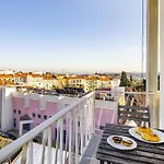 Whome | 270º Panoramic View Premium Apartment
