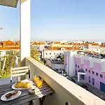 Whome | 270º Panoramic View Premium Apartment