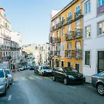 Apartamento Acolhedor Com Vista Castelo De Sao Jorge - Ttl308