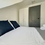 Low Cost Arroios Rooms