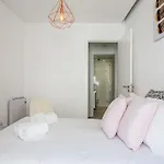 Alfama 52 Unique Apt With Pituresque Balcony