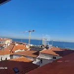 The Cozy Duplex In Lisbon\'S Heart