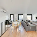 Lapa Duplex Apartment