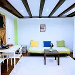 Alfama Charm Apartments - Authentic Lisbon Experience