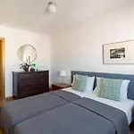 Ola Lisbon - Penha De Franca