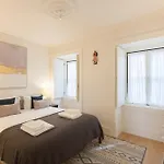 Flh Downtown Central Stylish Apartment