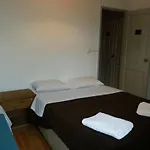 City Centre Anjos Guesthouse