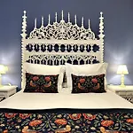 Budget 2 Bed In Bica Apart W Air Con - Belle Epoque