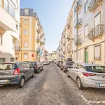 Guestready - Captain\'S Residence R/C Near Alfama