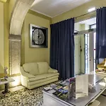 Ph Downtown Suites