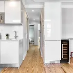 Lisbon Beautiful 2 Bedroom Apartment With Views In Rua Augusta Lisbon