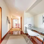 Guestready - Rare Terrace Apt, Historic Center