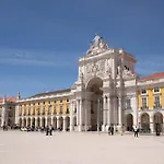 KULA Lisbon Terreiro do Paço