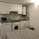 Urban Retreat Lisbon Apartment