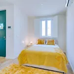 Graceful Studio Apartment G121